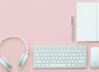 Jak urządzić biuro w domu? Jak urządzić biuro w domu?